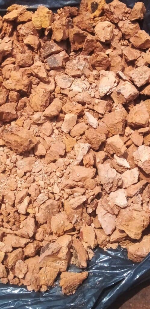 Clay Soil Rock 498x1024 