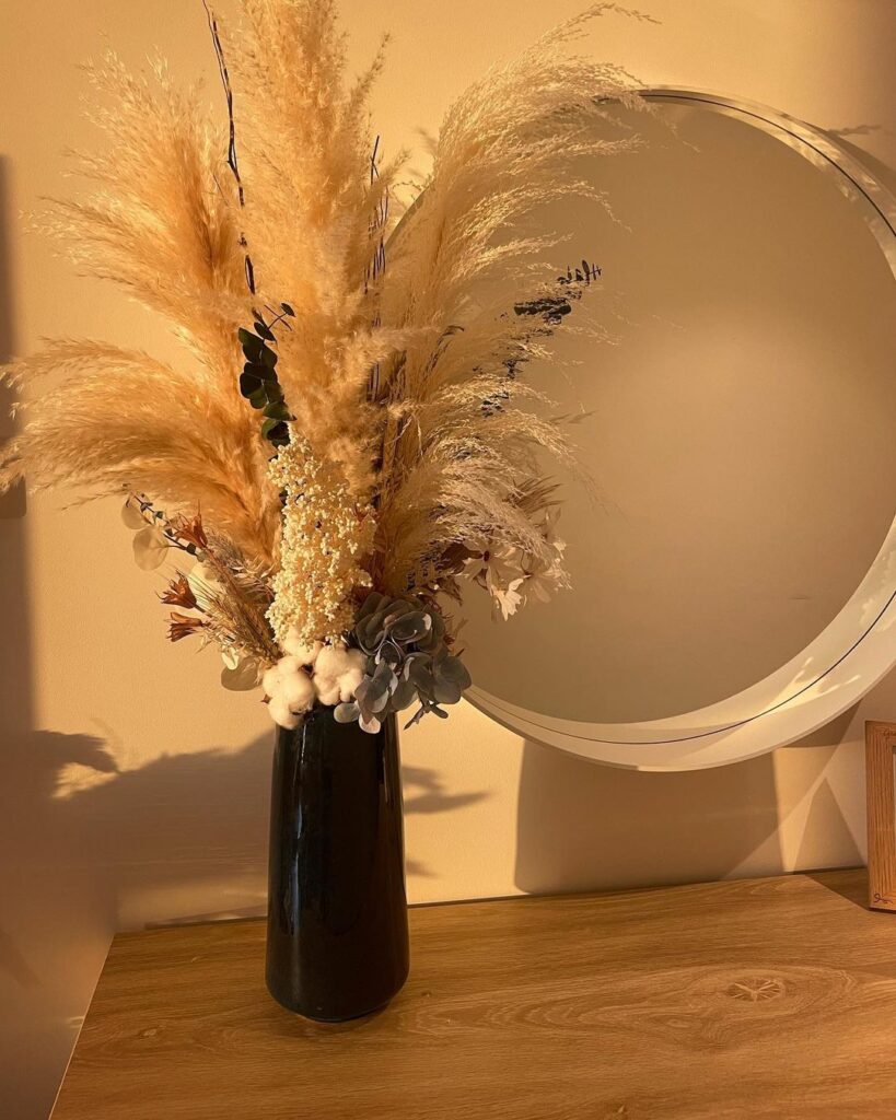 How to Fluff Pampas Grass? [9+ Decoration Tips for Aesthetics]